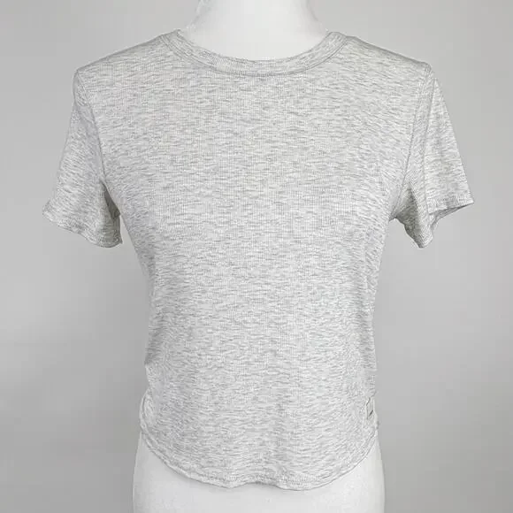 Vuori Pose Fitted Tee Size Small Activewear Athleisure Yoga Neutral Minimalist - Picture 1 of 7
